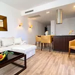 Royal - Modern & Private In Center Sunny 4* Sunny Beach