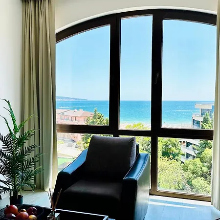 Lägenhetshotell Royal - Modern & Private In Center Sunny Slăntjev Brjag