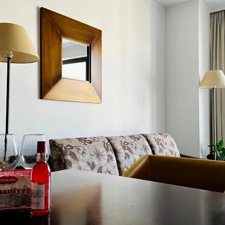 Apartahotel Royal - Modern & Private In Center Sunny