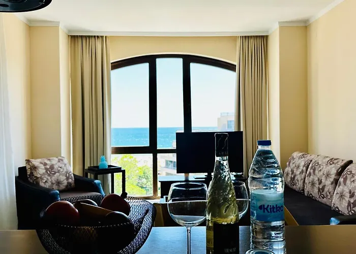 Royal - Modern & Private In Center Sunny Lejlighedshotel 4*