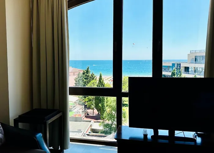 Royal - Modern & Private In Center Sunny Sunny Beach