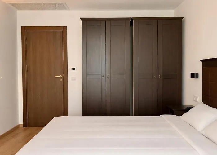 Royal - Modern & Private In Center Sunny 4* Slantchev Briag