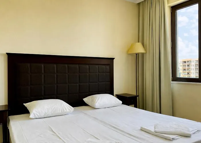 Appart hôtel Royal - Modern & Private In Center Sunny 4*