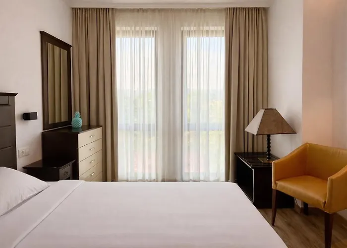 Appart hôtel Royal - Modern & Private In Center Sunny Slantchev Briag