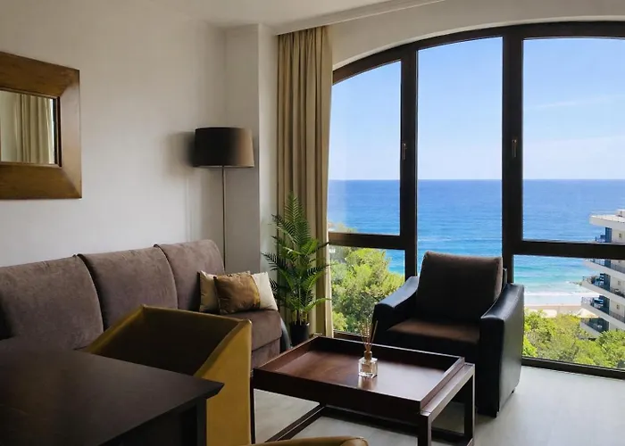 Appart hôtel Royal - Modern & Private In Center Sunny