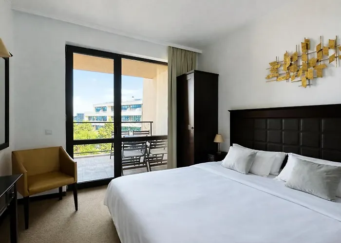 Appart hôtel Royal - Modern & Private In Center Sunny Slantchev Briag