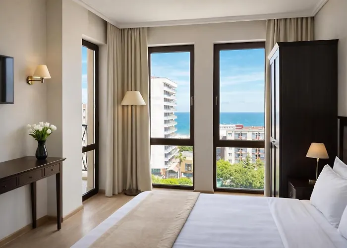 Royal - Modern & Private In Center Sunny Appart hôtel 4*