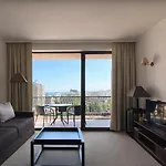 Royal - Modern & Private In Center Sunny Aparthotel