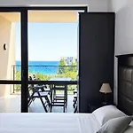 Royal - Modern & Private In Center Sunny Aparthotel