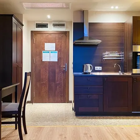 Aparthotel Royal - Modern & Private In Center Sunny