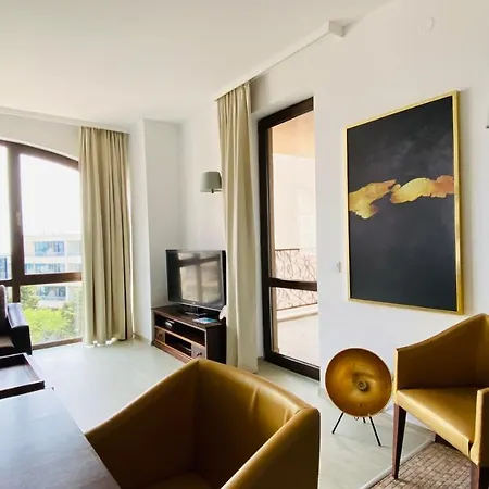 Royal - Modern & Private In Center Sunny Sluneční pobřeží