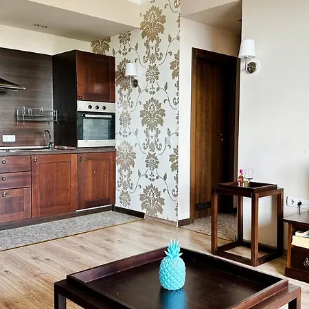 Aparthotel Royal - Modern & Private In Center Sunny 4*