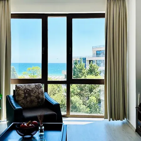 Royal - Modern & Private In Center Sunny Sunny Beach