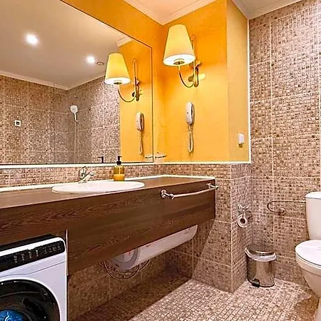 Royal - Modern & Private In Center Sunny 4*