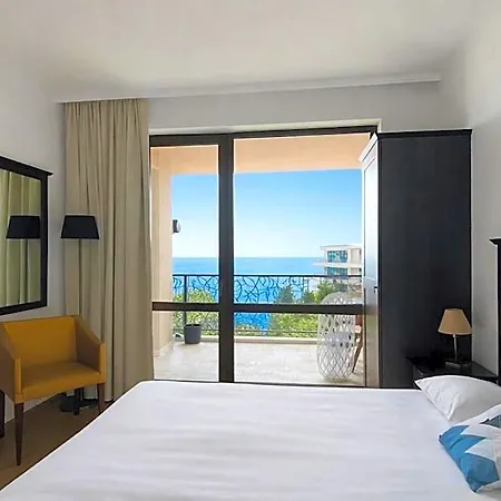 Апартхотел Royal - Modern & Private In Center Sunny