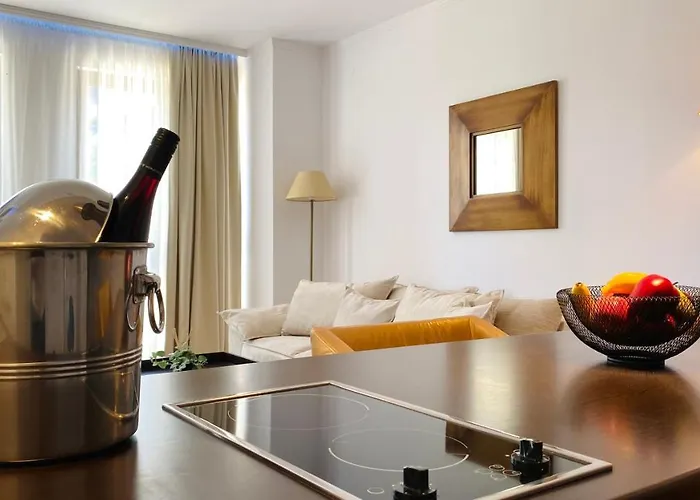 Royal - Modern & Private In Center Sunny 4*