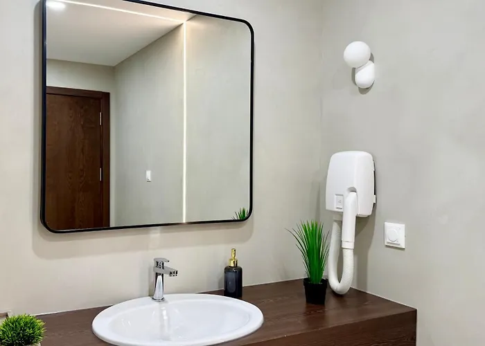 Royal - Modern & Private In Center Sunny 4* Napospart
