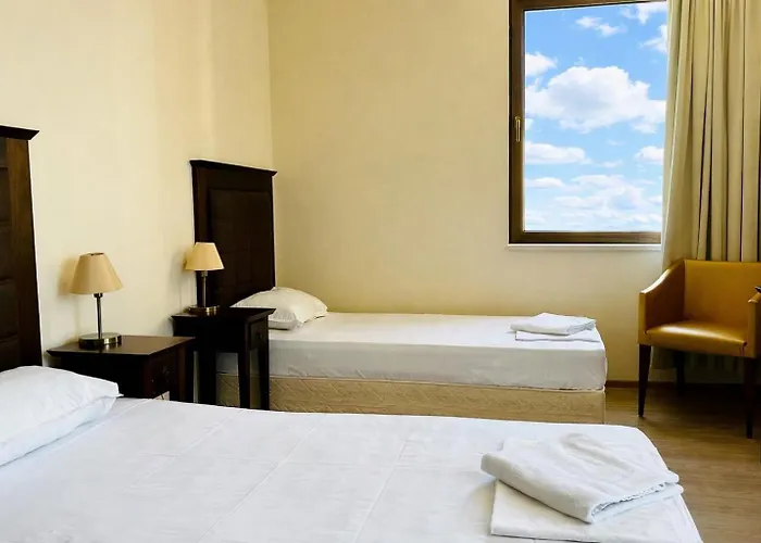 Royal - Modern & Private In Center Sunny Aparthotel 4*